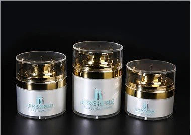 Kvadrat havosiz shisha